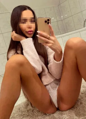 проститутка Оленька, 22, Алексин